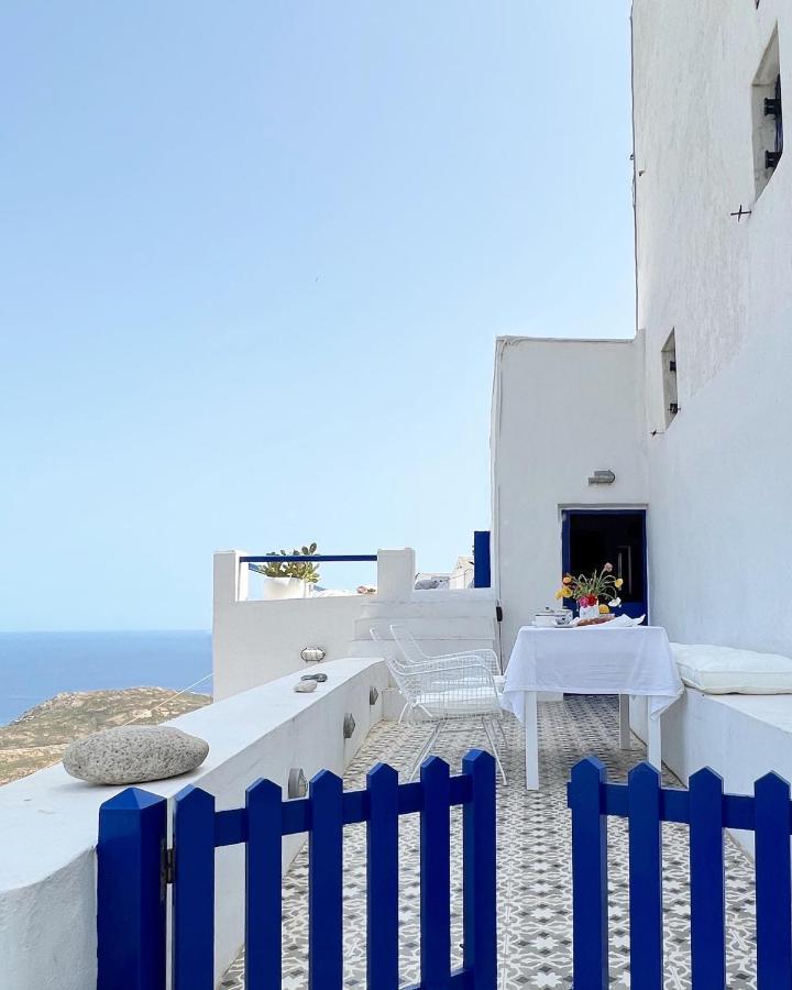 Serifos White 外观 照片