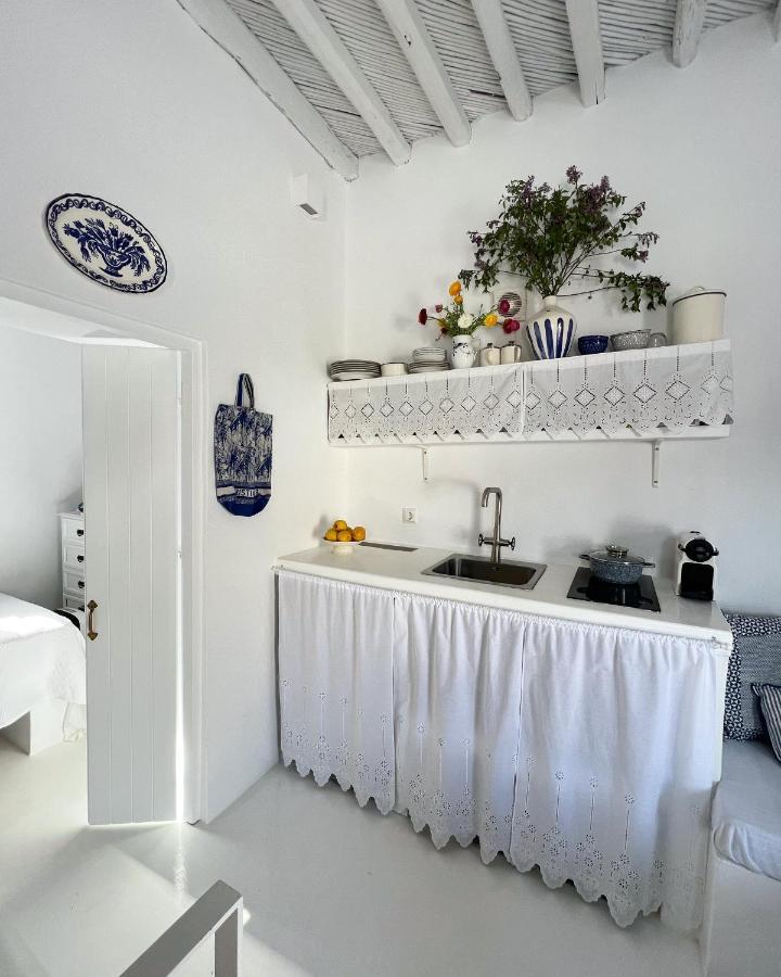 Serifos White 外观 照片