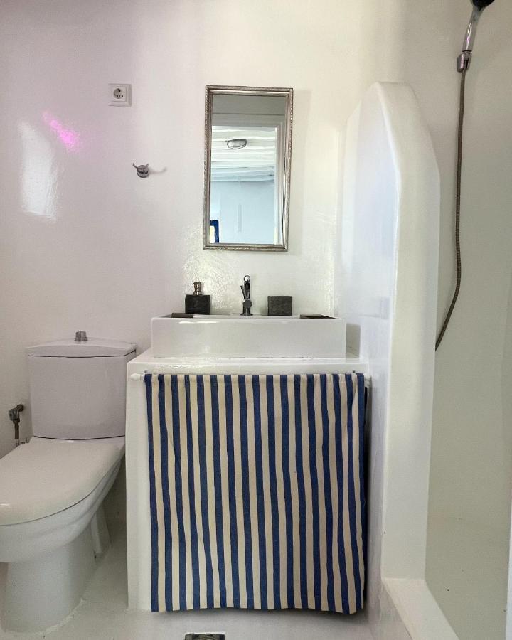 Serifos White 外观 照片